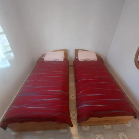 Apartment Otok *